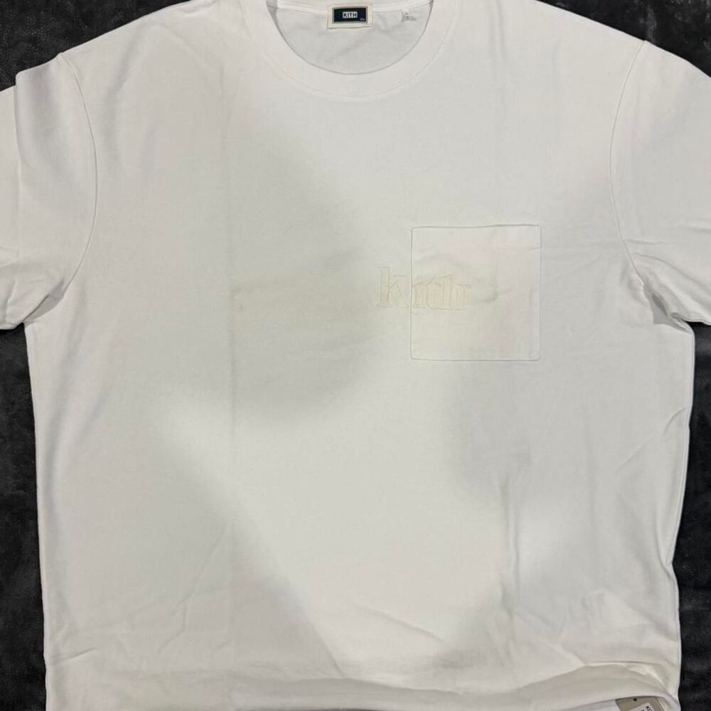 Kith Men's White T-shirt